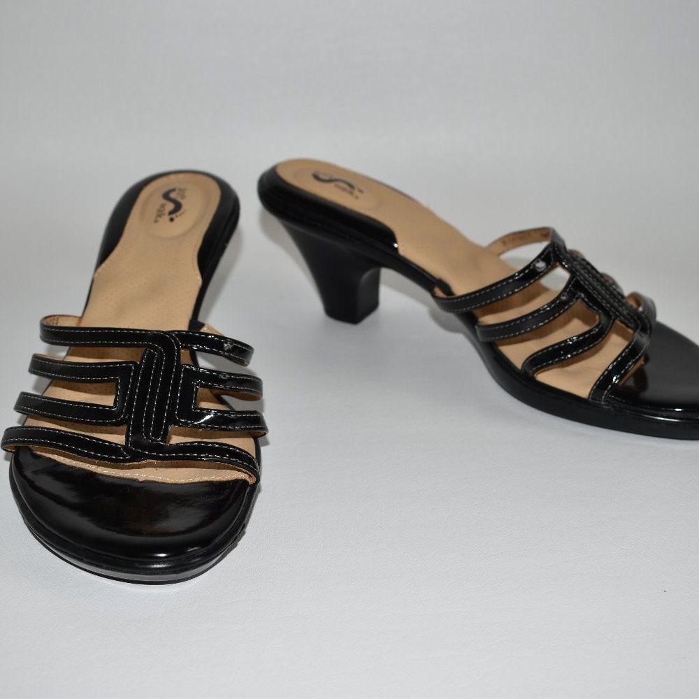 Soft Walk Women's Black Leather Sandals 9.5